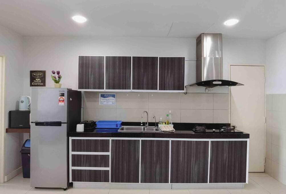 Apartment Urban Loft @ Imago Mall - 5 Pax, 2 2 Bath *